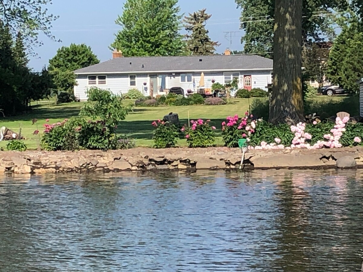 温尼巴哥湖（ Lake Winnebago ）沿岸的休闲房源