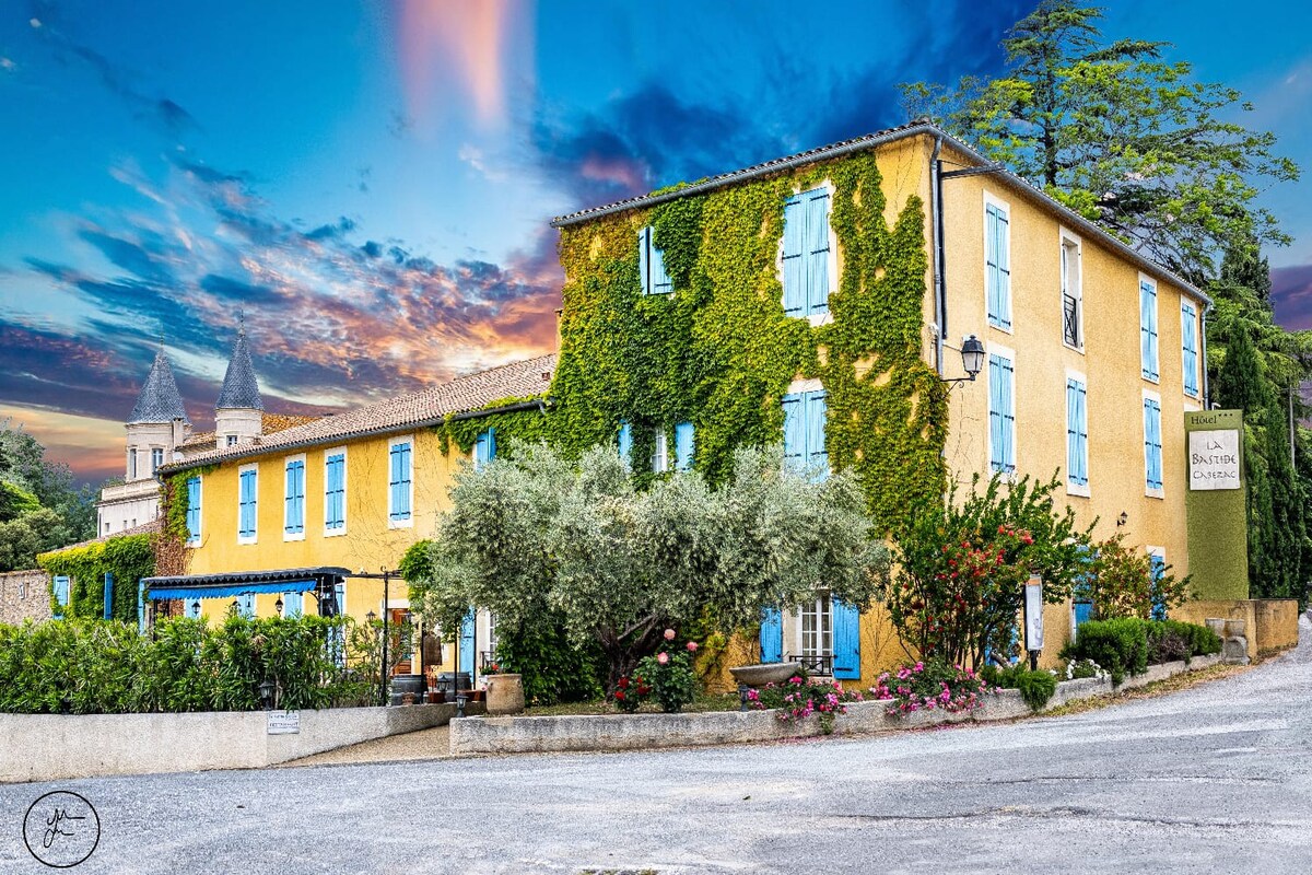 La Bastide Cabezac - Hotel de Charme ，带泳池