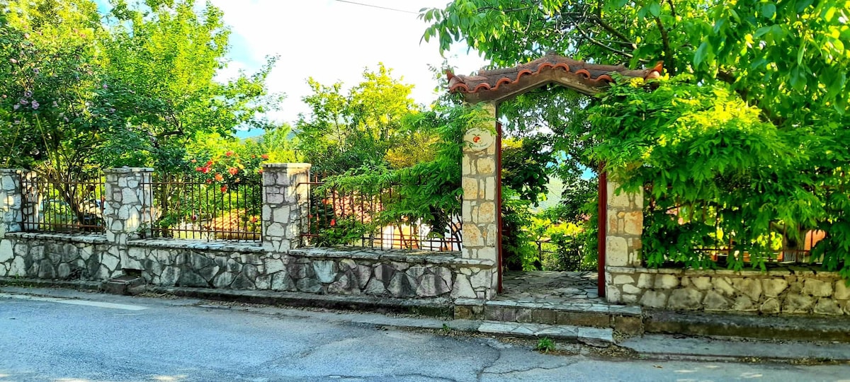 Akovos Cottage Garden Retreat