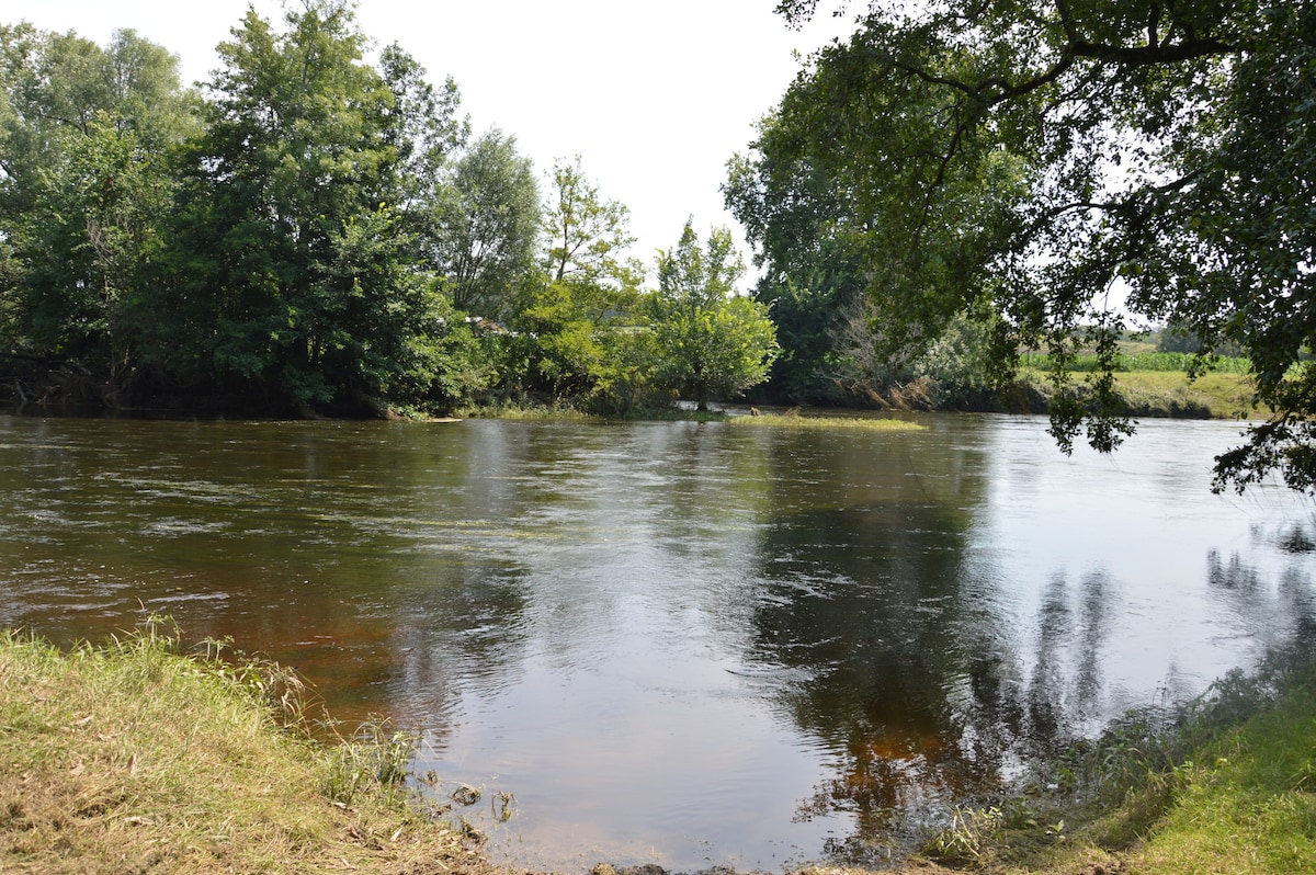 charmant petit gite en bord de Creuse