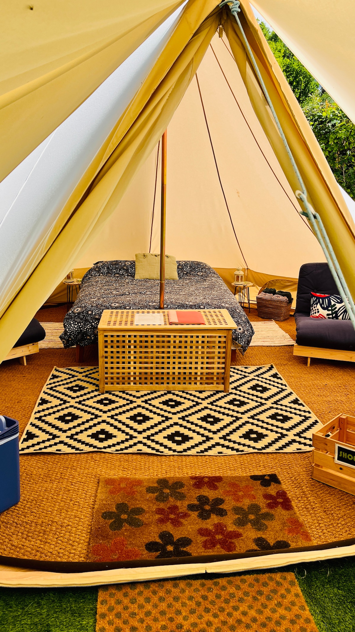 Woodland Bell tent escape - family glamping