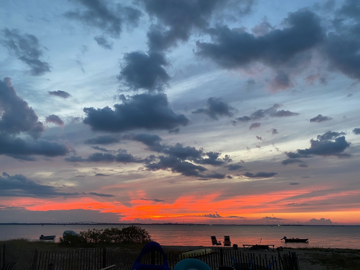 奥克伍德海滩海滨日落之旅