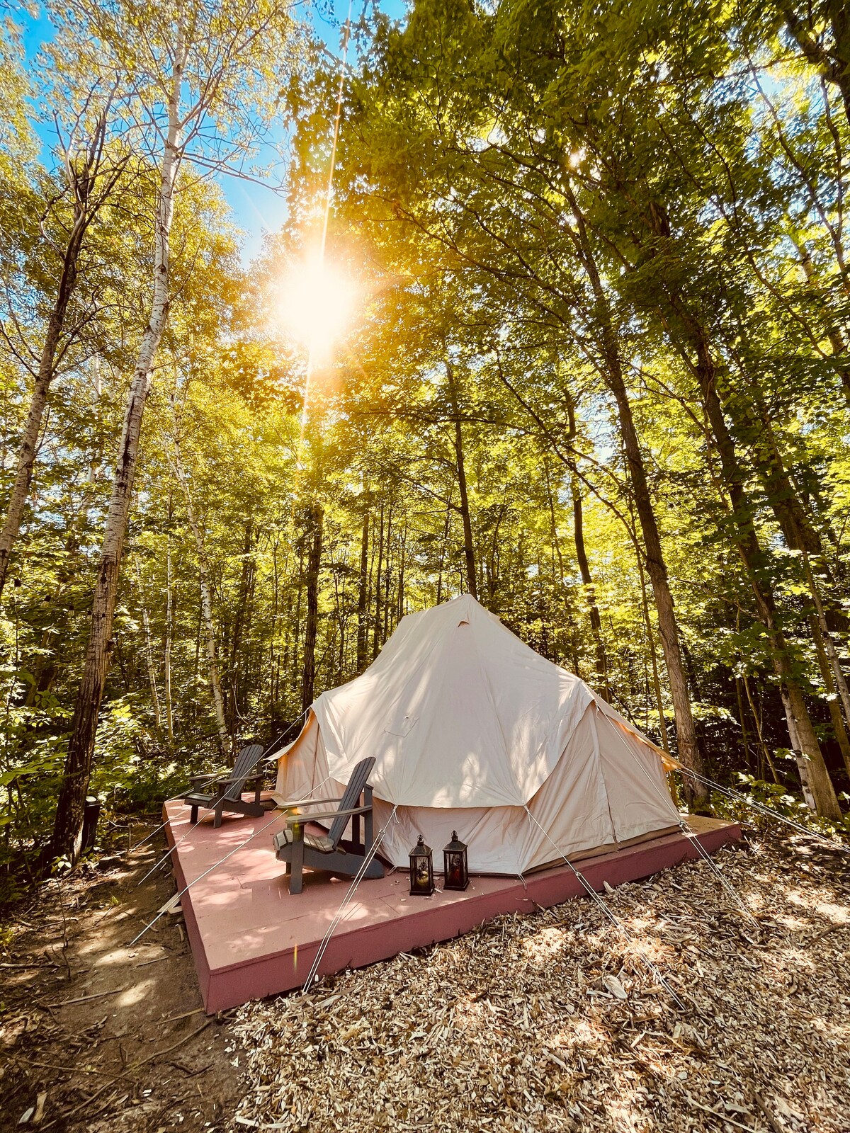 Lifestyles Yurt Village, Yurt # 4