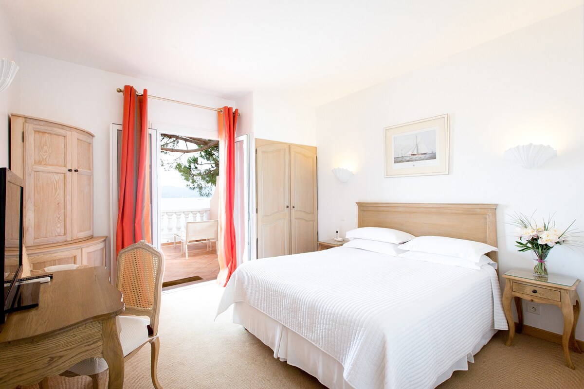 Superior Room | Les Mouettes Hotel