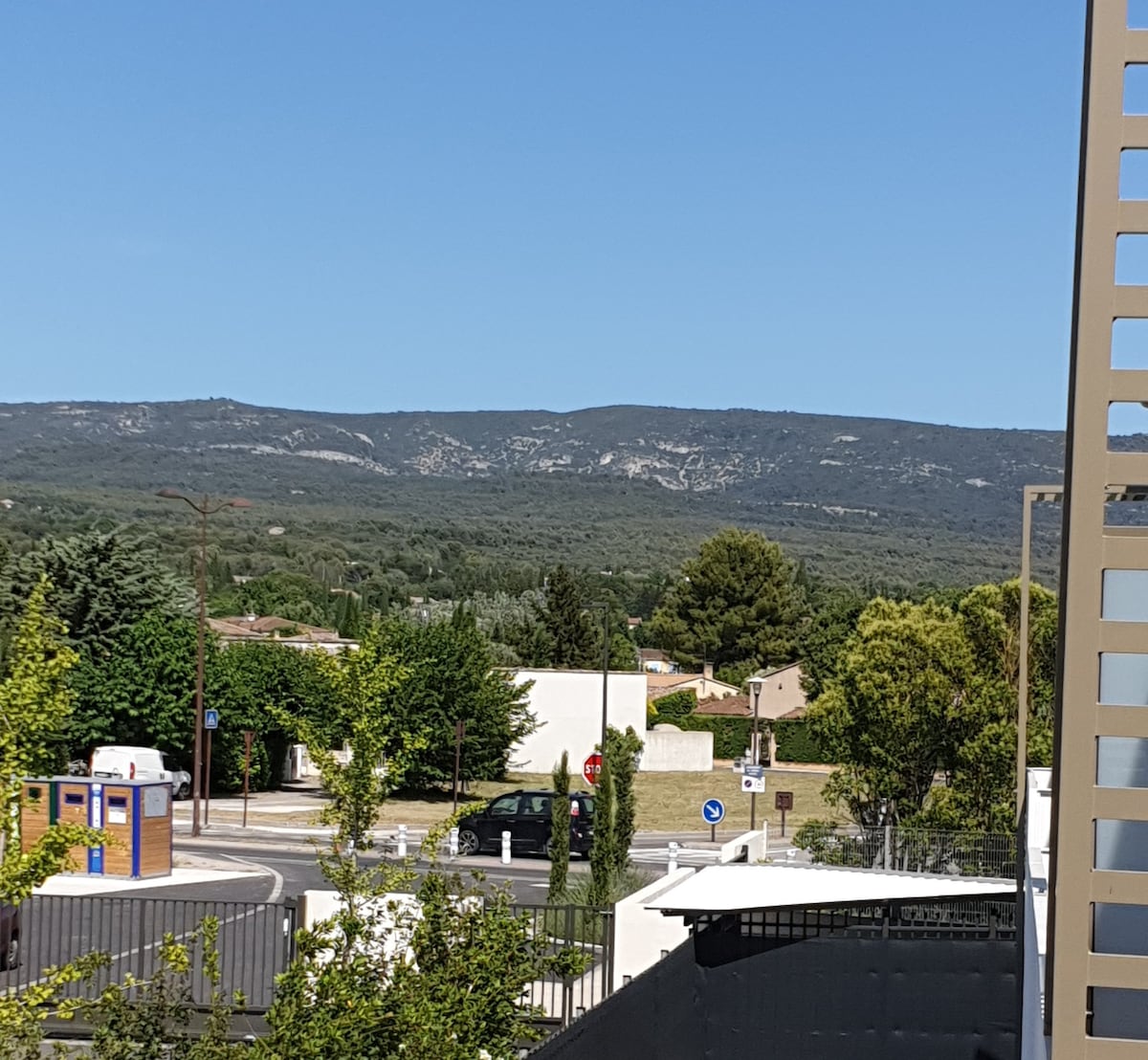 Joli appartement avec terrasse et parking privé