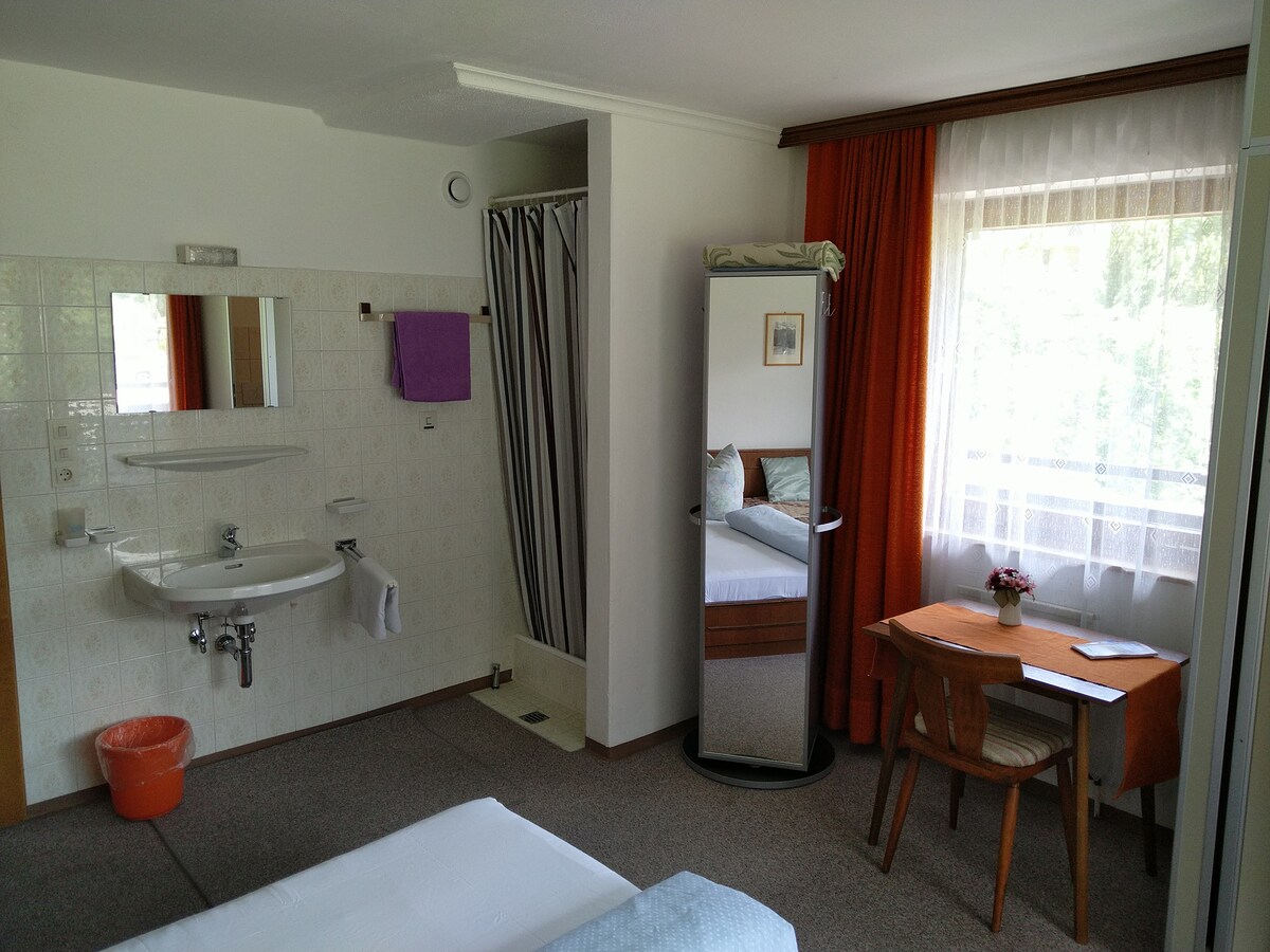 #4 einfaches Zimmer in Mayrhofen - OHNE Frühstück