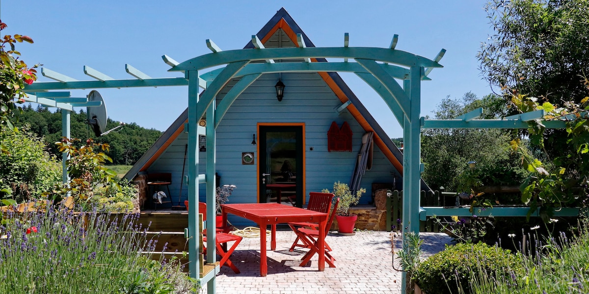 Gîte en Suisse normande "Chalet du bout du monde"