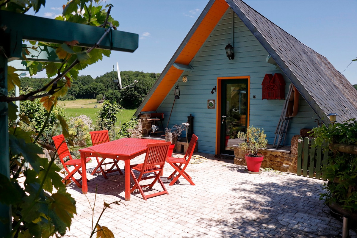 Gîte en Suisse normande "Chalet du bout du monde"