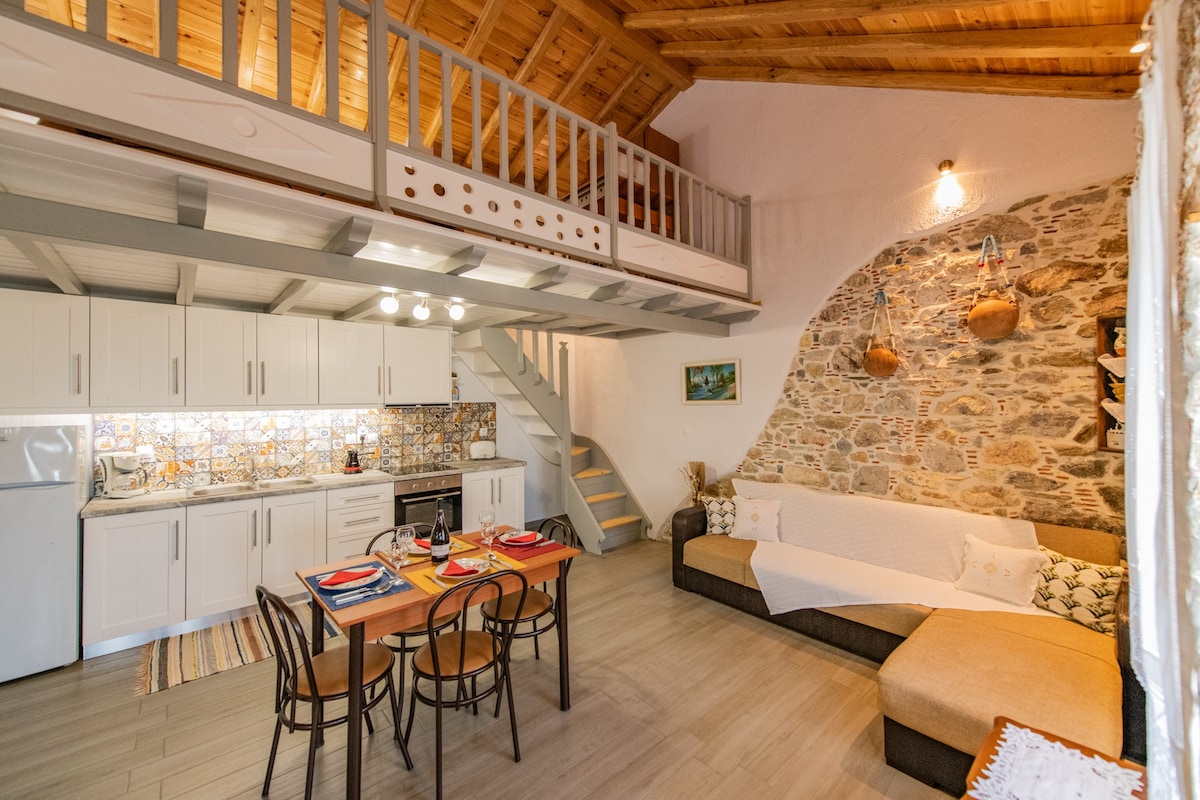 Oneiro Cottage