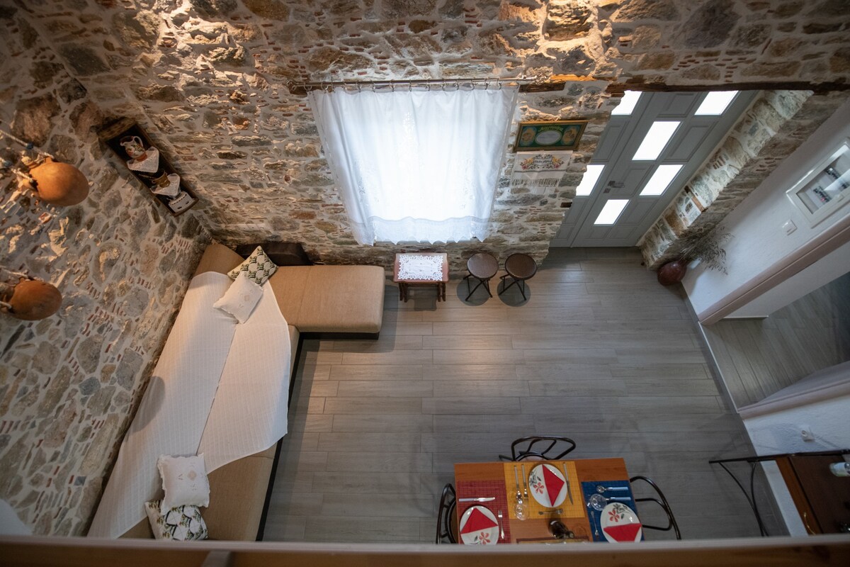 Oneiro Cottage