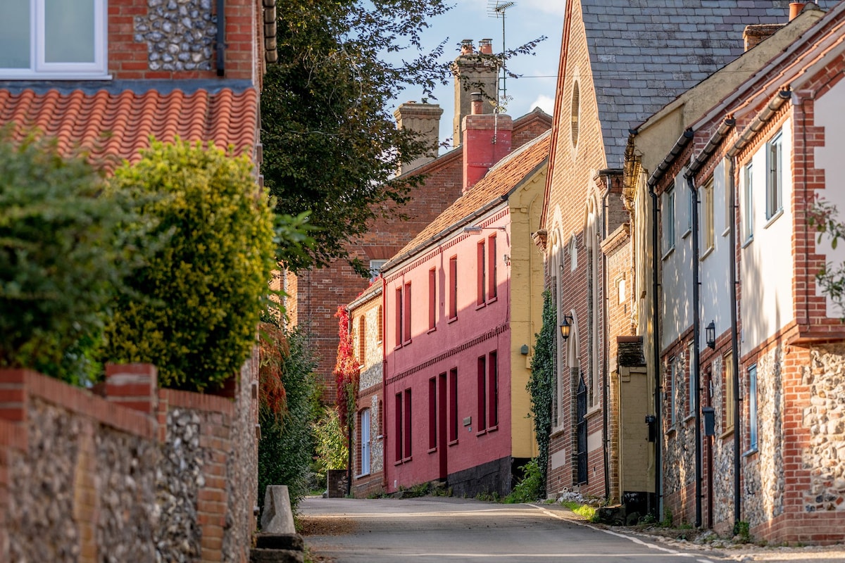 Castle Acre 3卧室村庄绿色位置