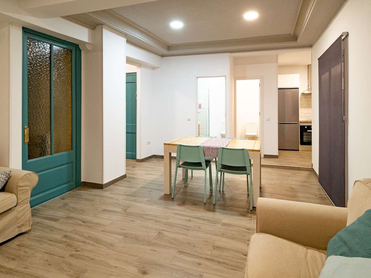 Cal Feliu -宽敞且经过翻修的公寓，位于Reus中心