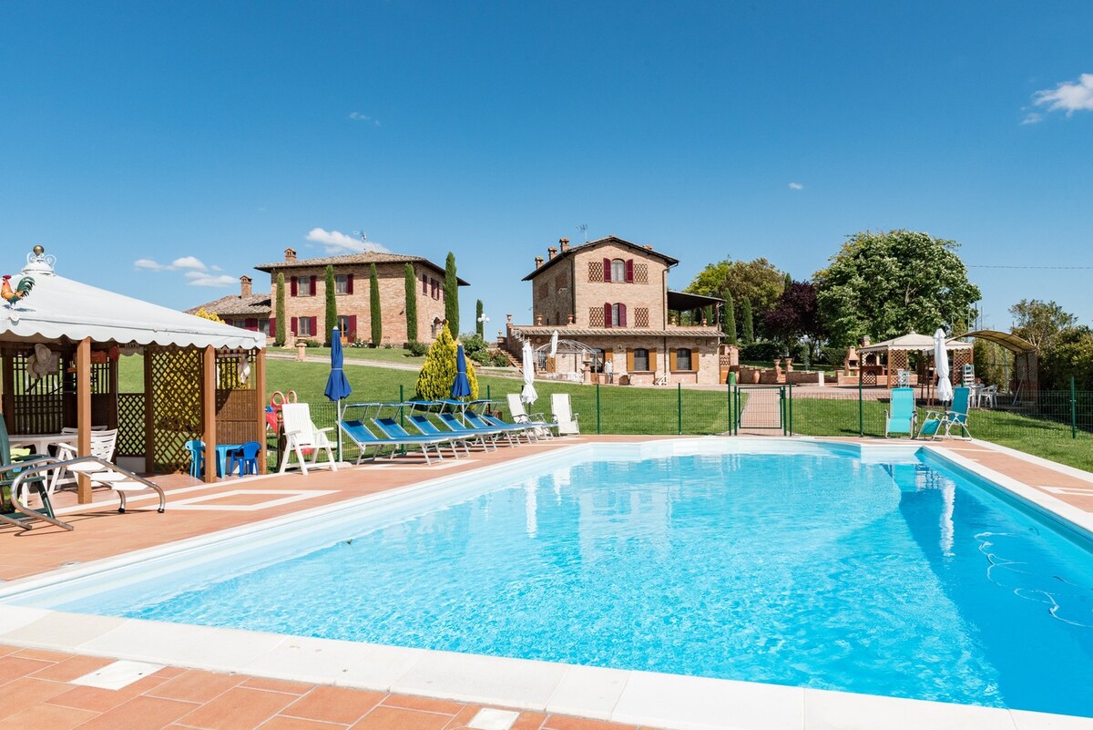 Exclusive Villa 18px panoramic swimming pool, park