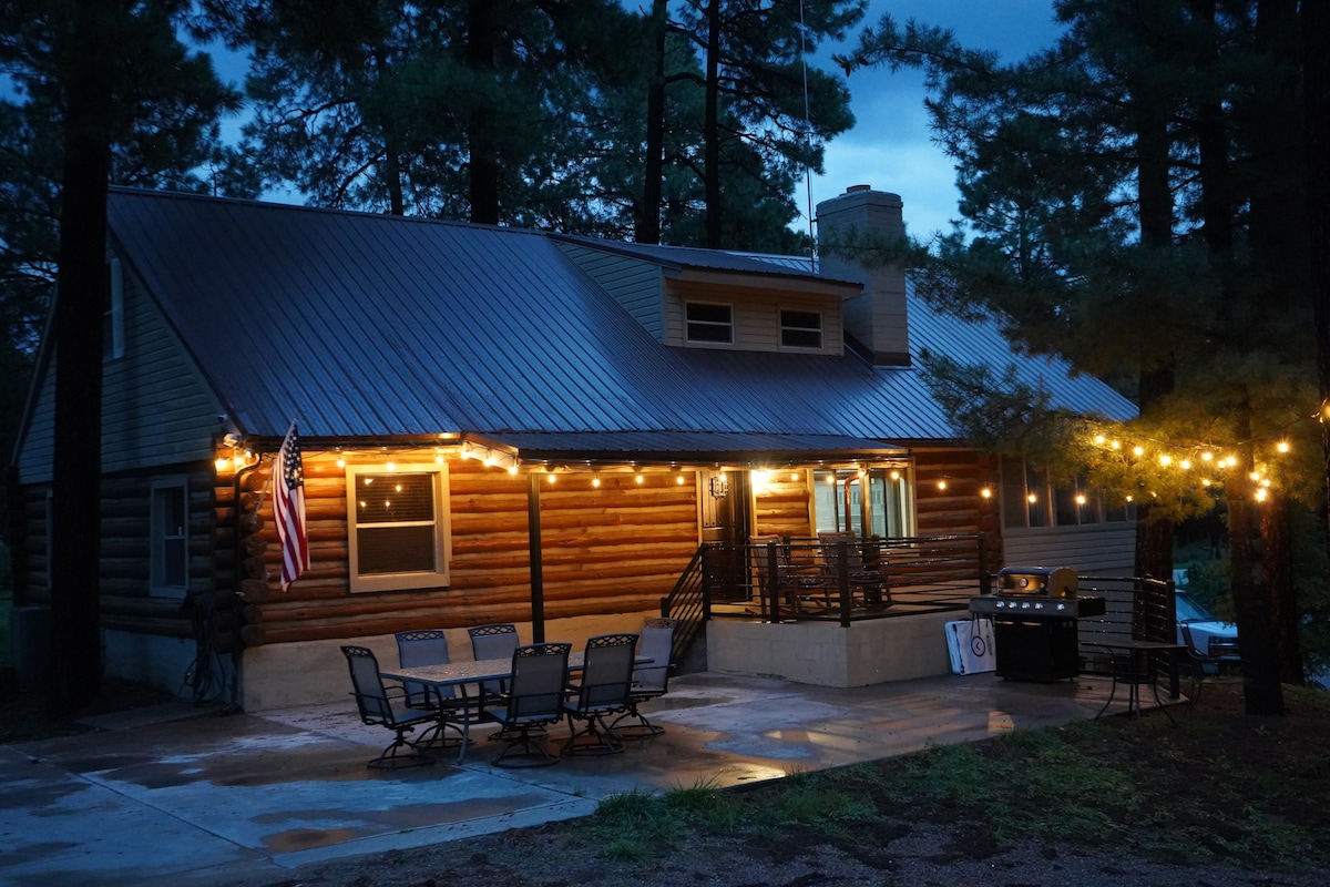 Real Log Cabin in Forest with Pool Table & Games