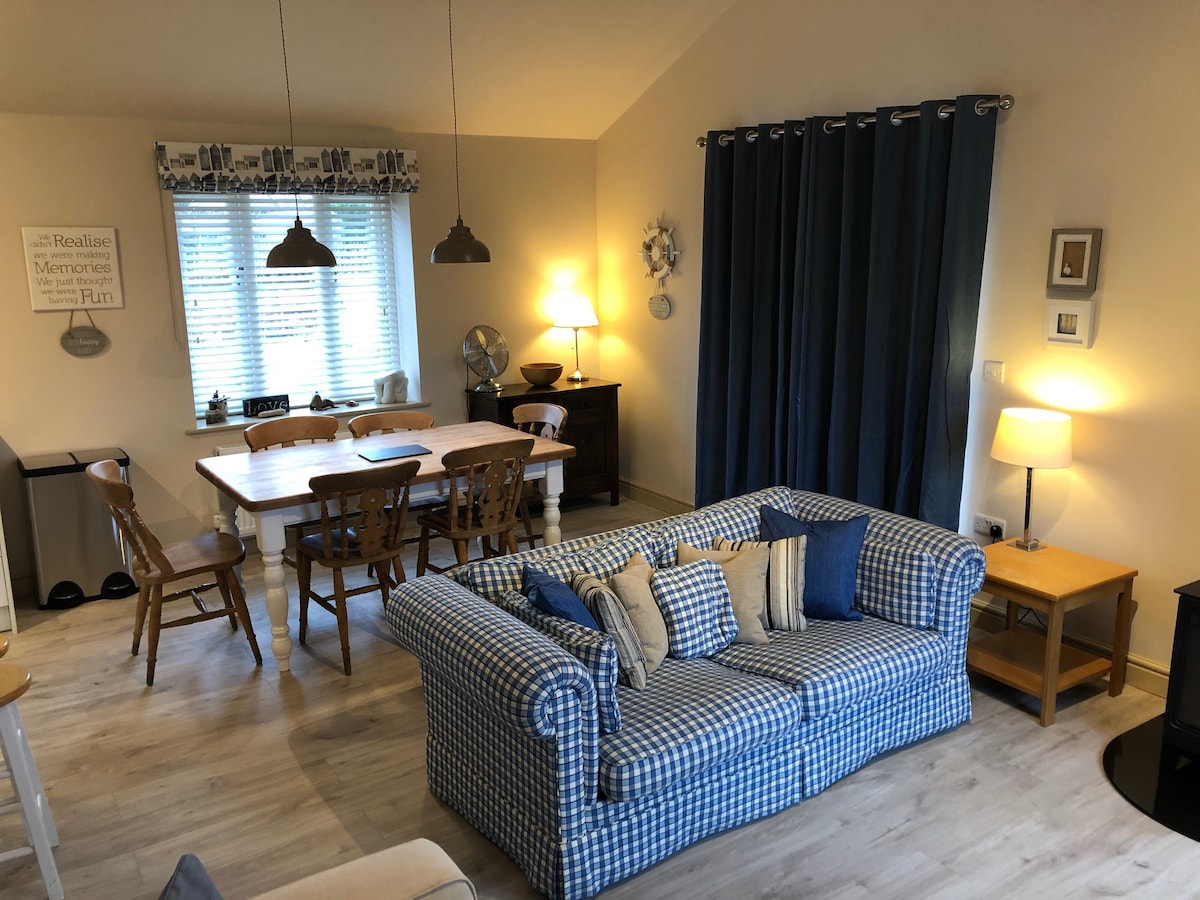 FarmhouseHolidayLodge ， NrWitterings ， WalkToSea ， WFH 4