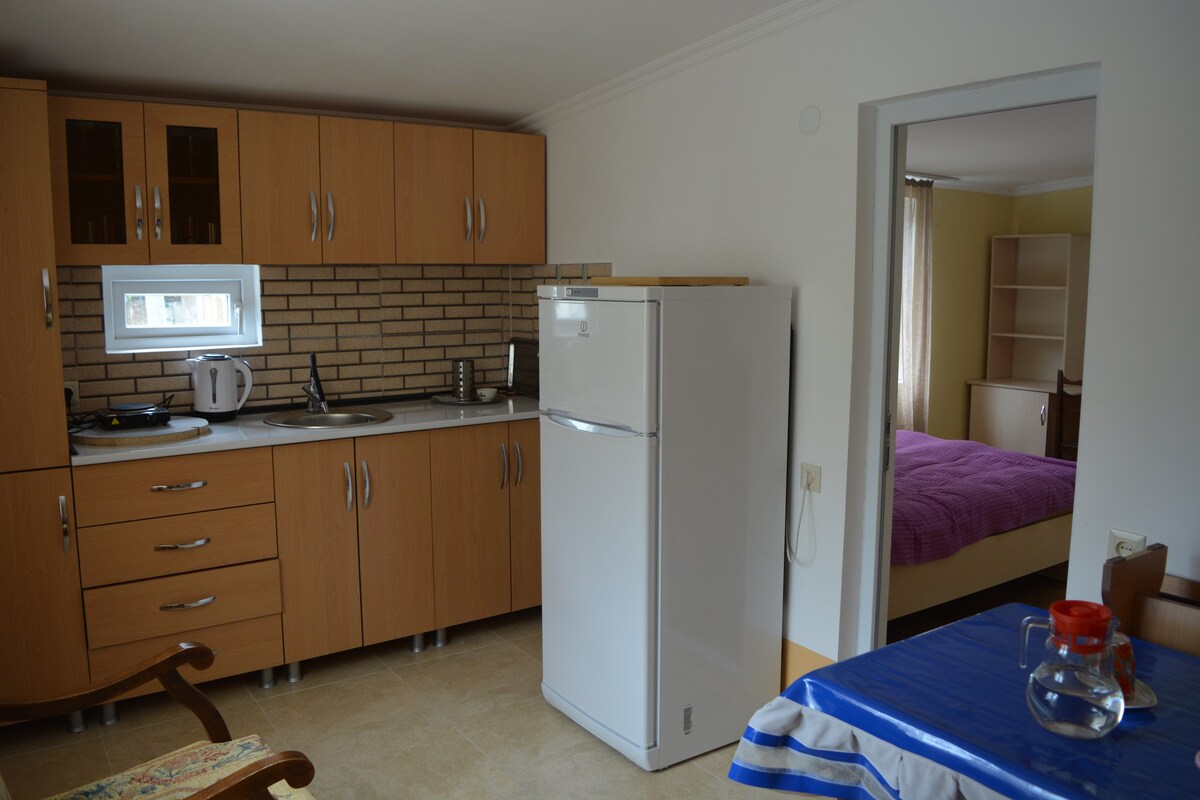 Triple room with private kitchen