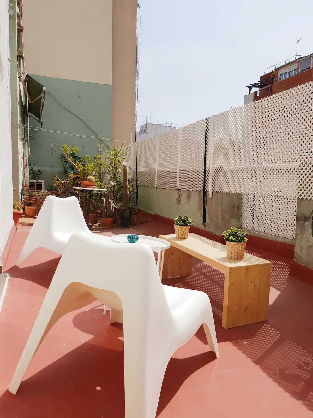 Ruzafa市中心带露台的复式顶层公寓