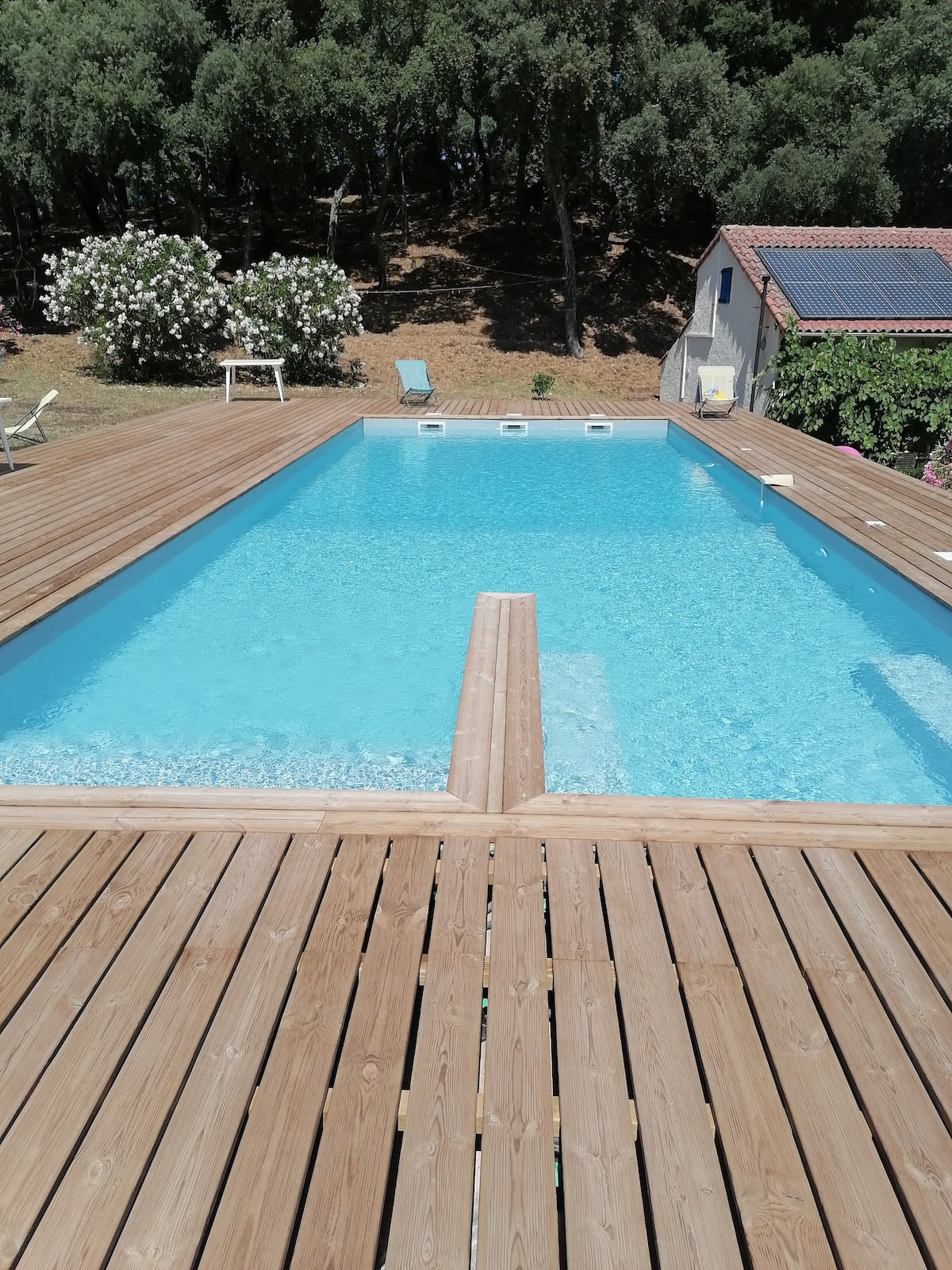 Gîte Albitrone au calme avec piscine chauffée