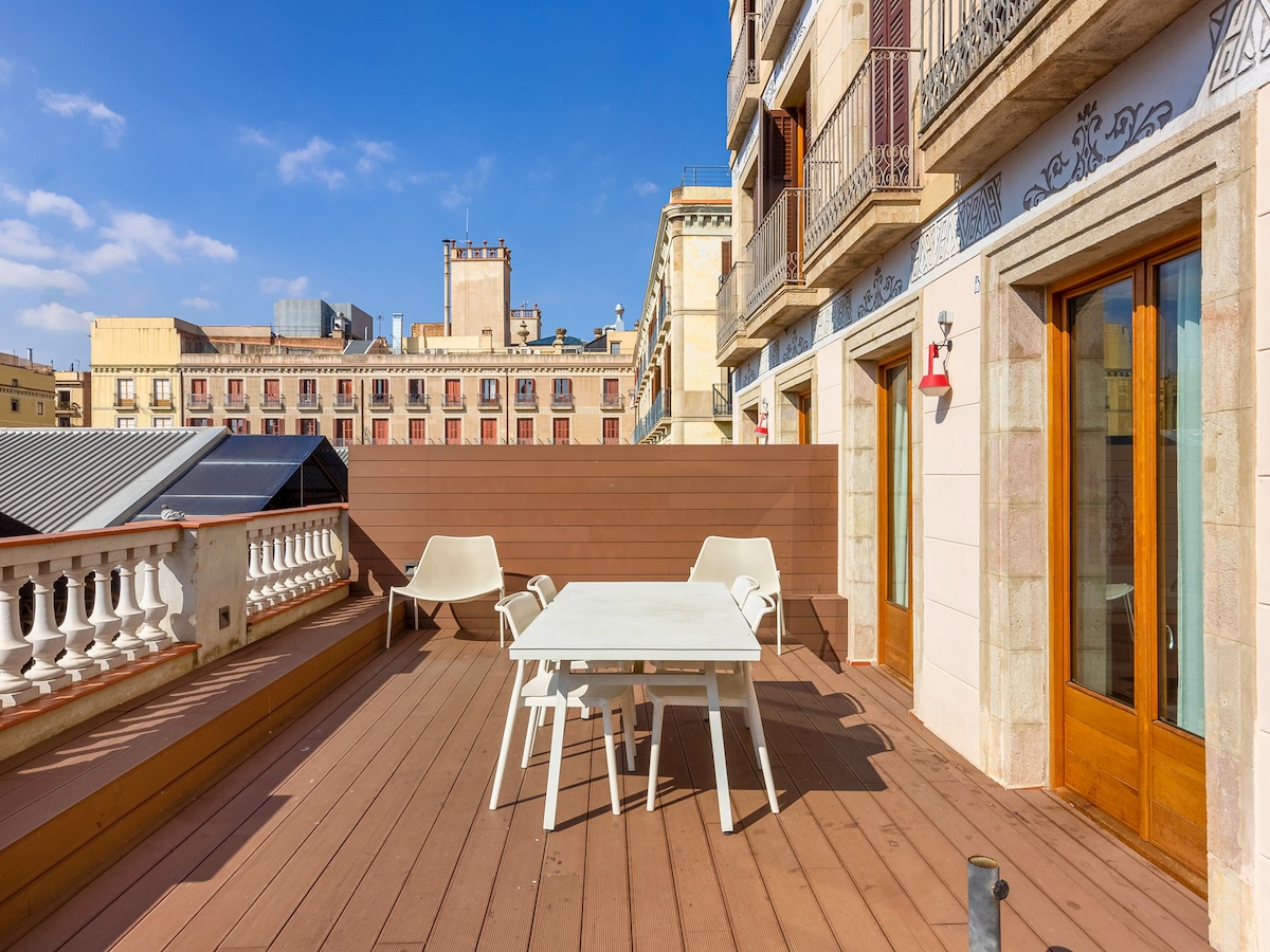 numa | Spacious Apartment with Picturesque Terrace