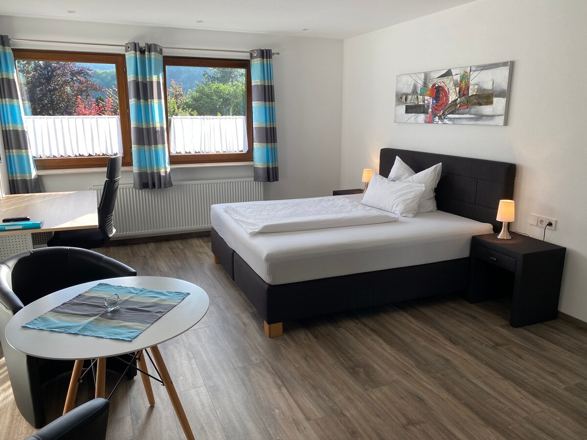 Deluxe Doppelzimmer 2
Ferienhaus Am Irrenbächle