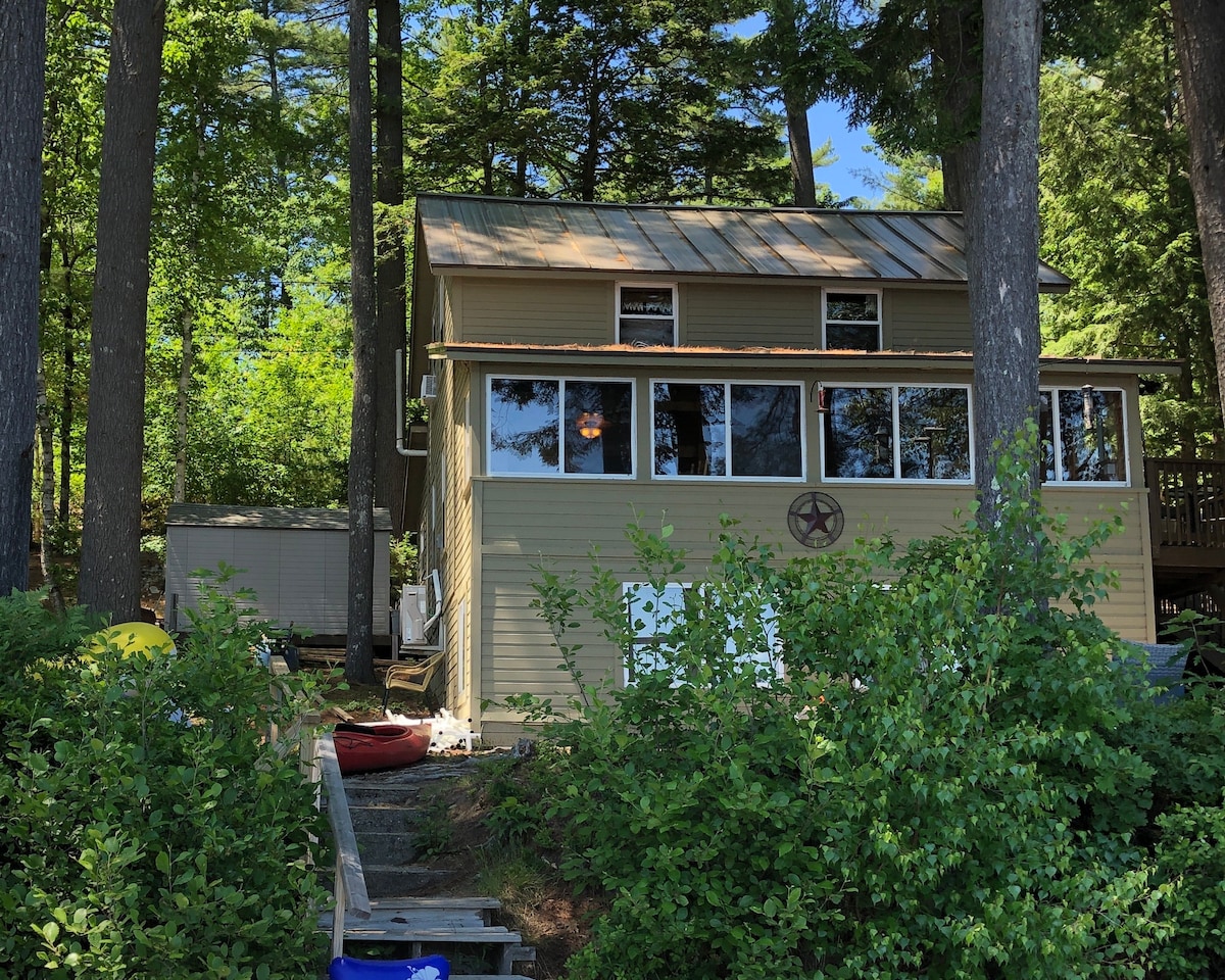 Lakefront 2 Bedroom Cottage / Camp with Dock