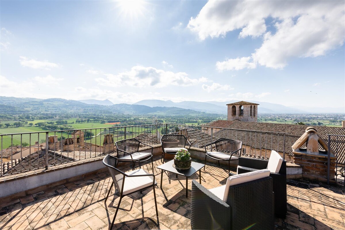 TERRAZZA PANORAMICA ，大露台，空调，电梯