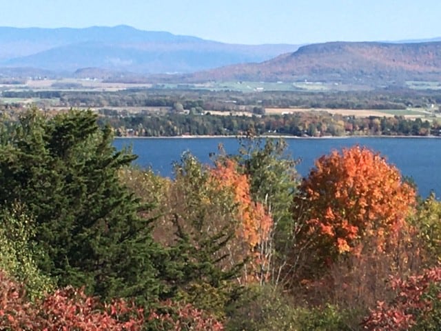 尚普兰湖（ Lake Champlain hilltop ） 4卧室/景色迷人景色