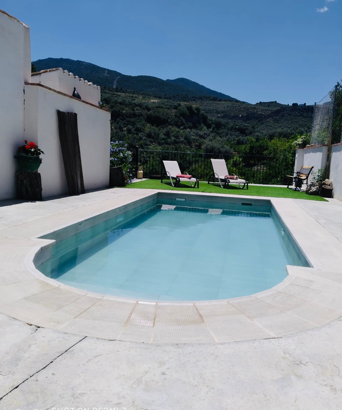 Agradable y tranquila casa rural con piscina