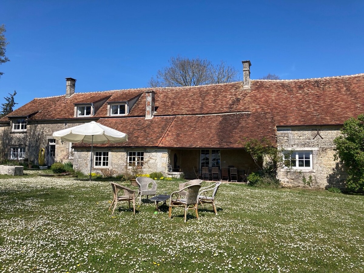 Grande maison familiale, charme, tranquillité, vue