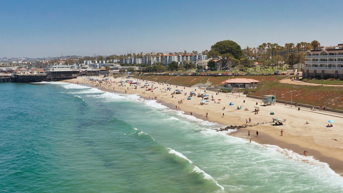 雷东多海滩客栈（ Redondo Beach Guest House ） -距离海滩仅7分钟车程