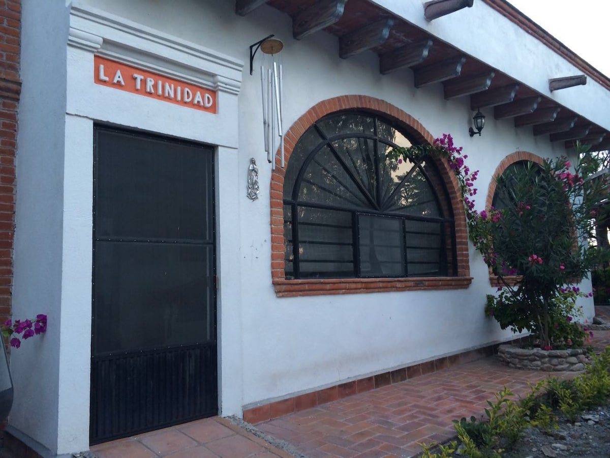 Hacienda La Trinidad  (10 mins de  Peña de Bernal)