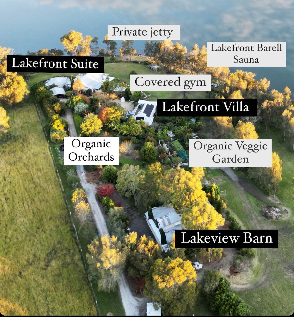 Exquisite 3 bedroom lake front farm stay.