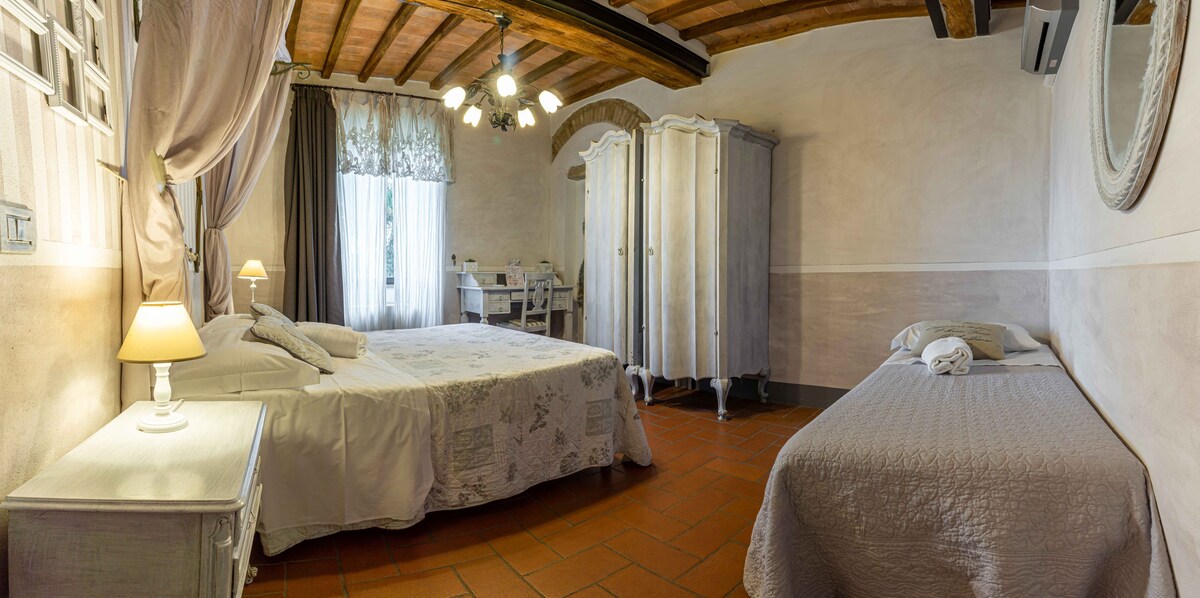 Il Castagnolo B&B - Torre Chigi