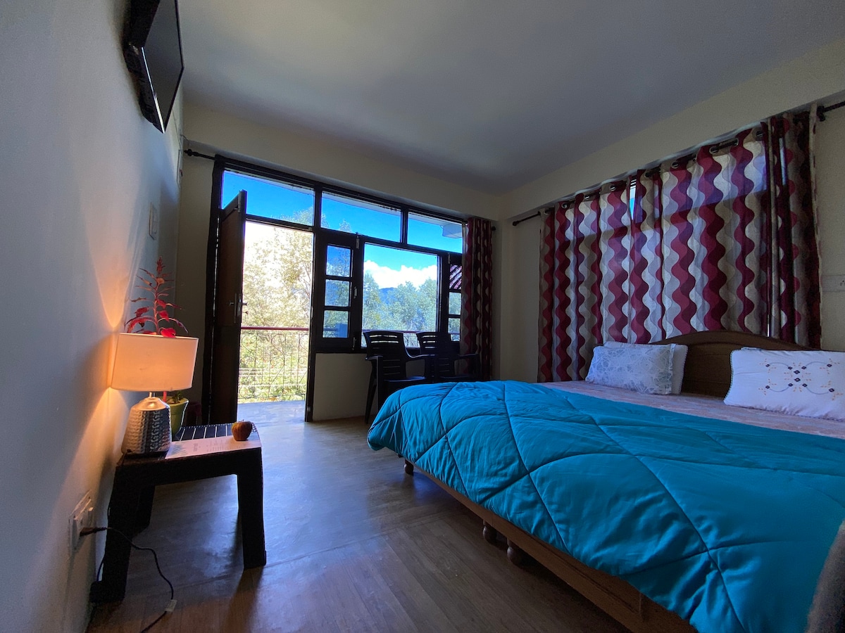 2 Private Bedrooms with a spectacular view.