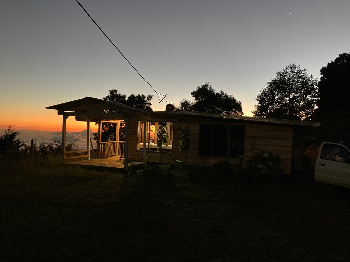 Hermosa Cabaña Canto del Jilguero con chimenea