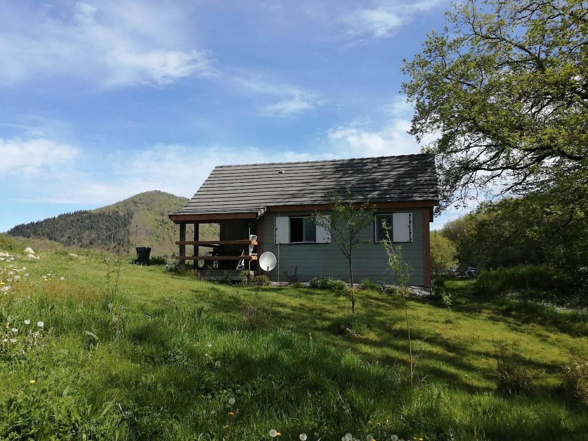 Lilie 's Chalet 
Gite à la ferme de Bassignac