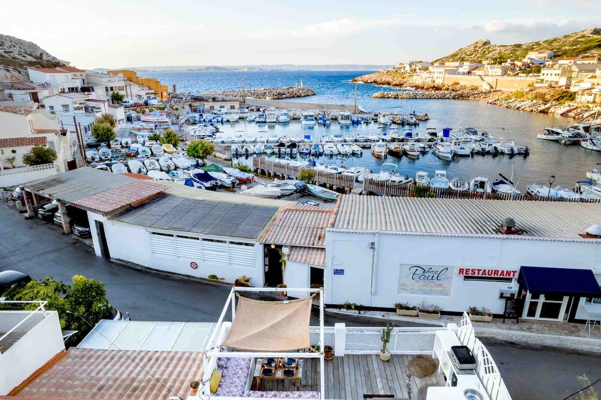 Maison Bleue, vue mer, roof top au cœur des Goudes