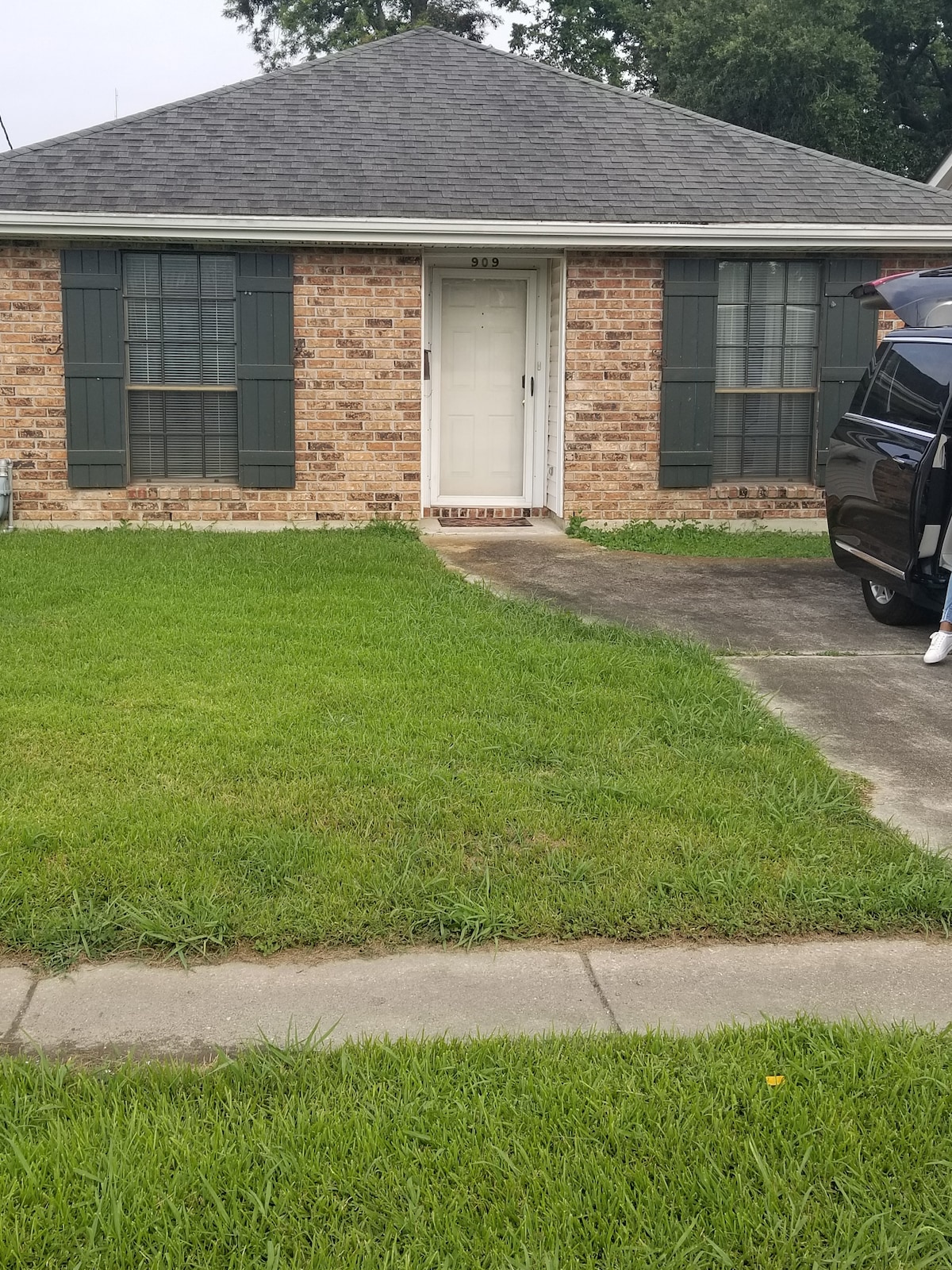 Louisiana Retreat offers a whole home -2bed, 2ba