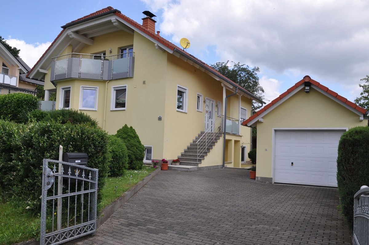 Urlaub im Grünen in der Ferienwohnung SCHÖNE ZEIT