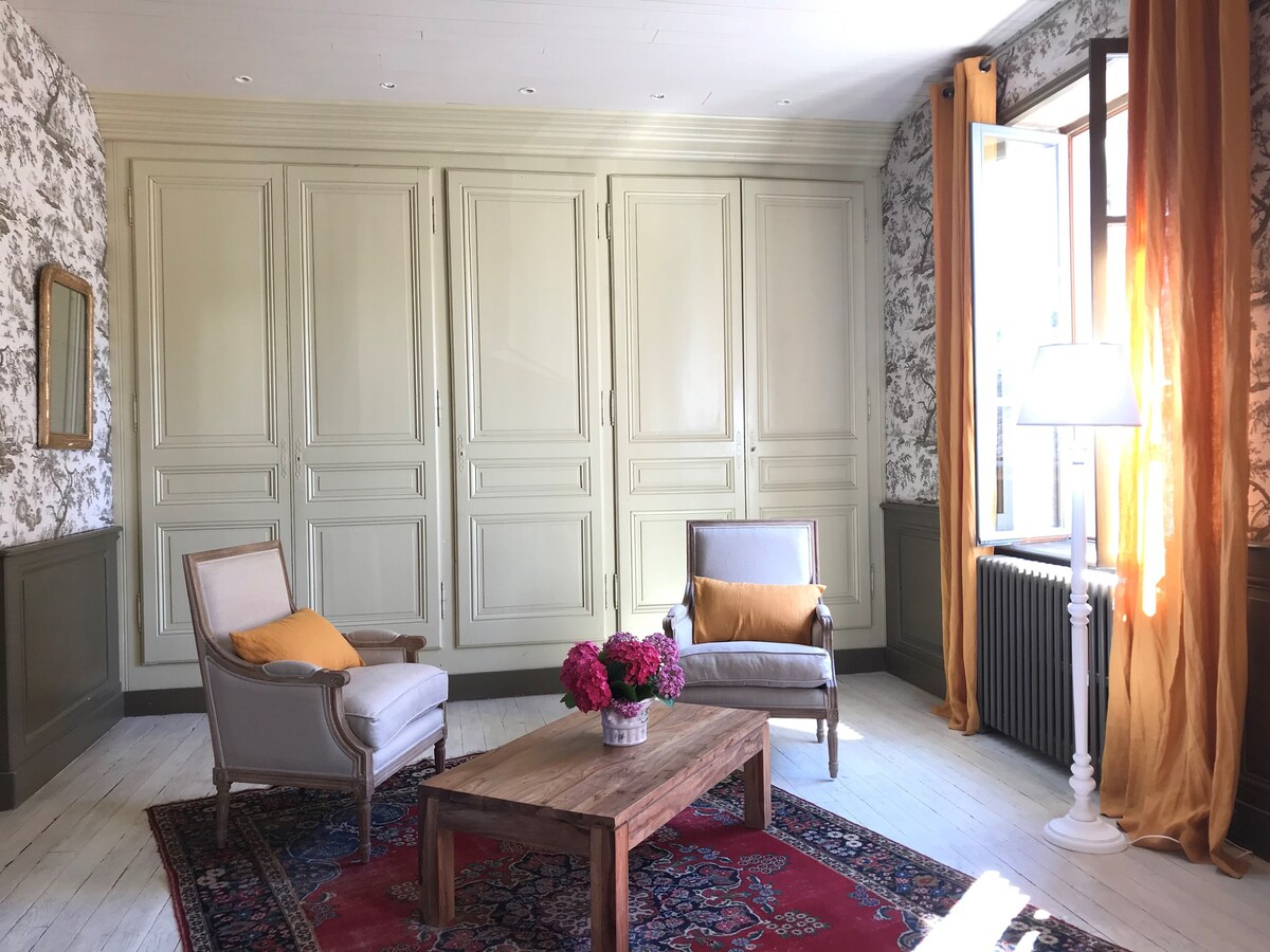 Appartement au Château Lambert