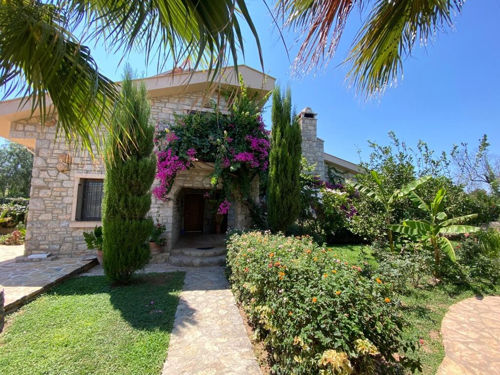 Stone Villa with Pool in Old Datça & Guest House
