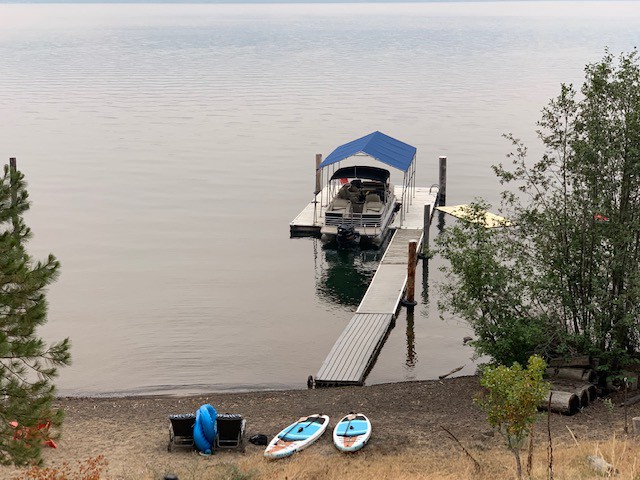 Charming Direct Lakefront 5BR Home @ Coeur d’Alene