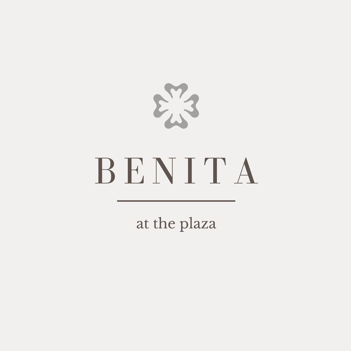 Sa Plaza | Benita