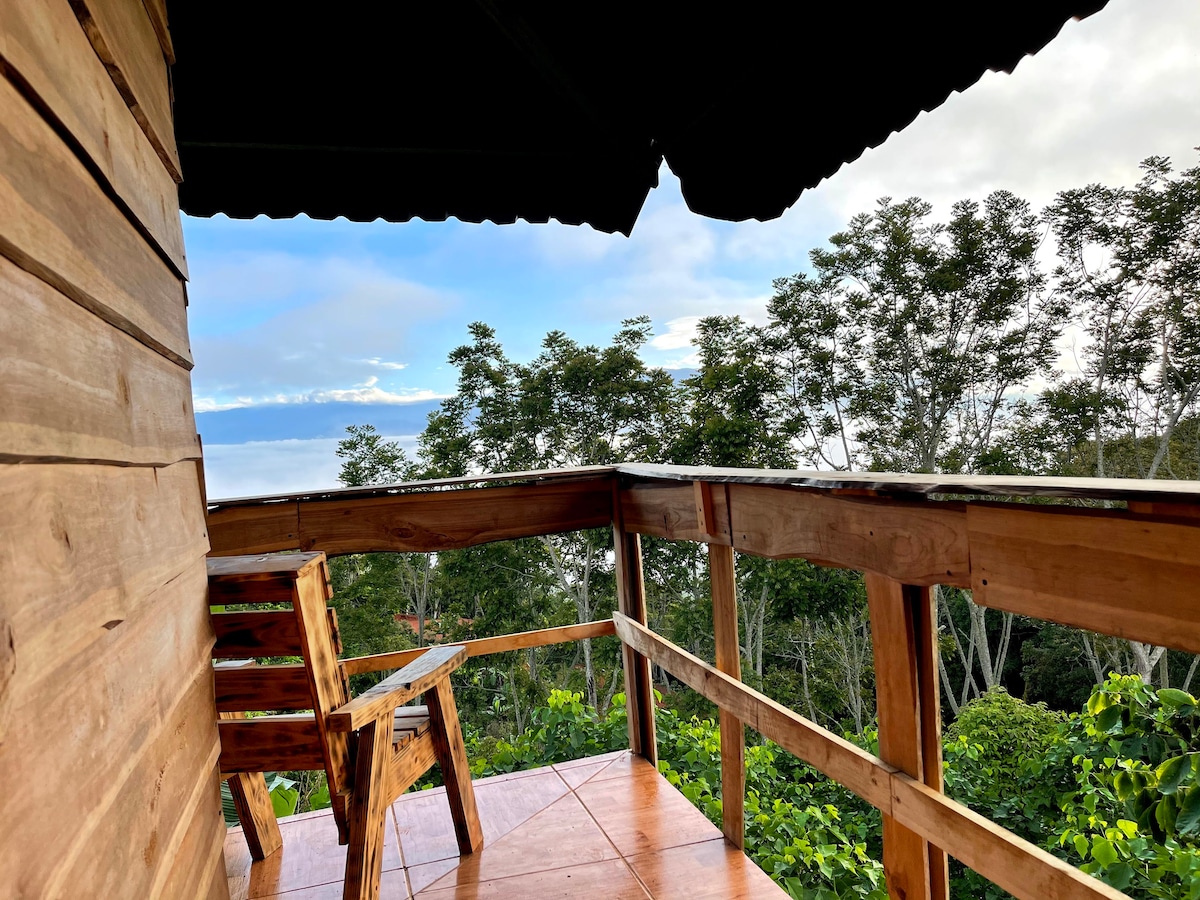 Cabaña con vistas espectaculares a las montañas