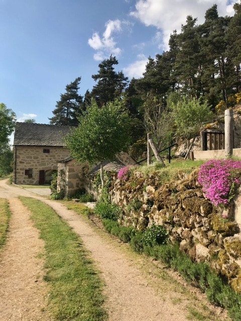 Maison de caractère  aux portes de l'Aubrac