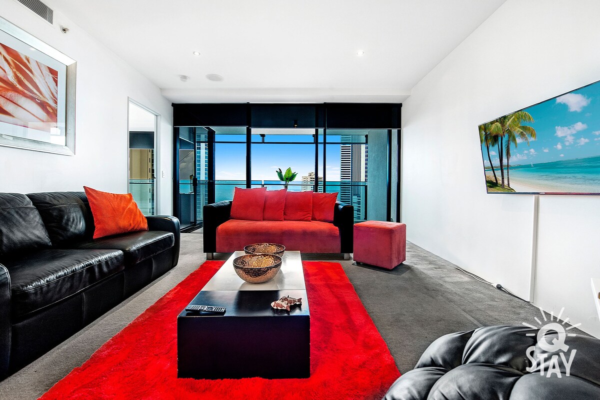 Circle on Cavill – 1 Bedroom 6 Pax Ocean— Q Stay