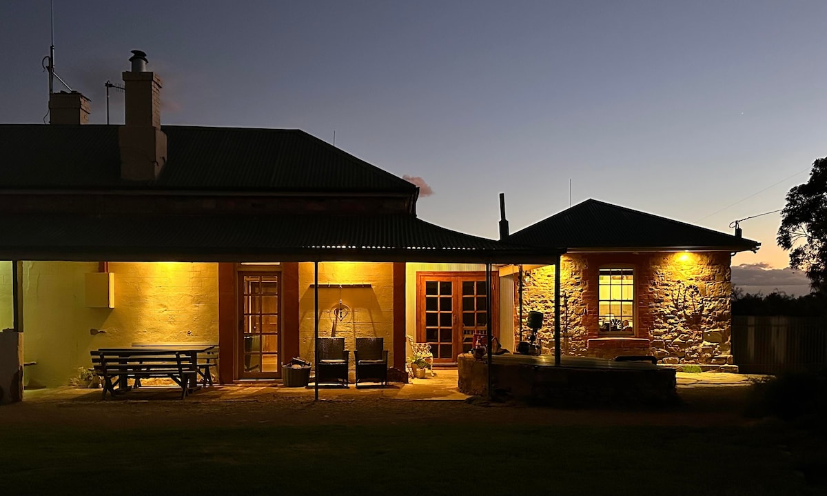 Windee Hill Homestead in the Flinders Ranges