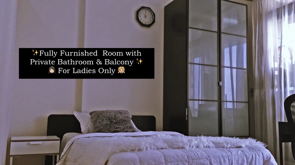 For Girls - A Cozy Room with Private Balcony &Bath