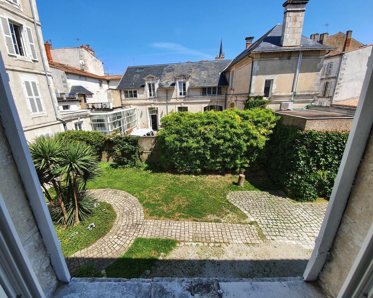 Apartment de Charme XVIIIe Centre Historique 1