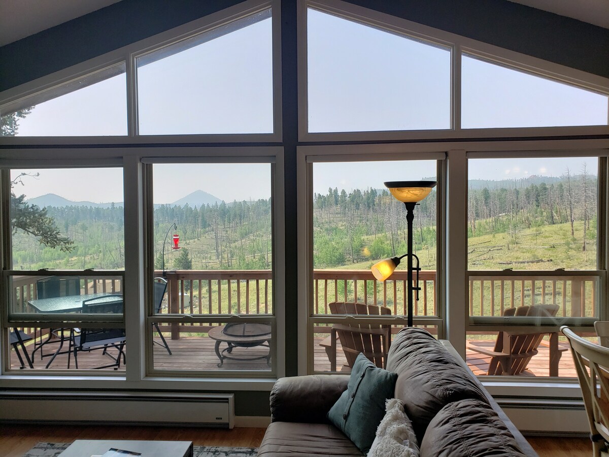 Falcon Ridge Chalet in Woodland Park(WiFi & Views)